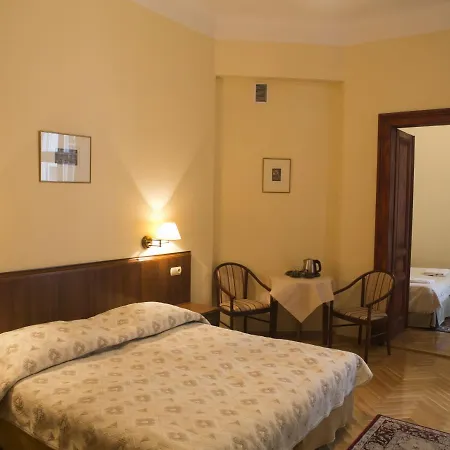 Lägenhetshotell Basztowa 4*