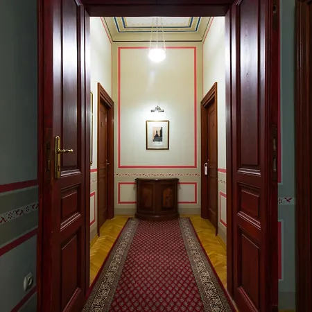 Apartahotel Basztowa 3*