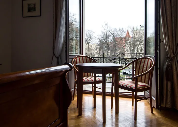 Basztowa Aparthotel 4*